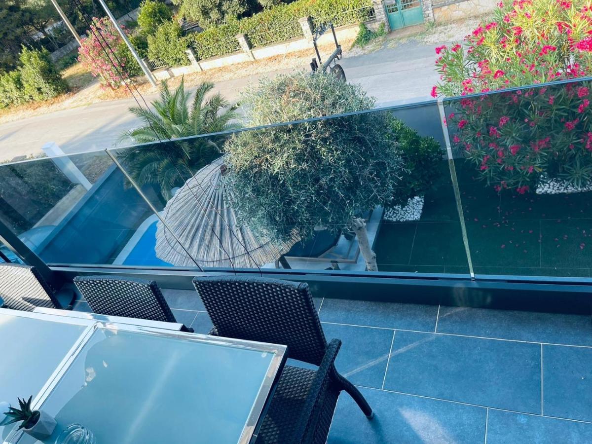 Apartmani Vernissage Biograd Na Moru Exterior foto