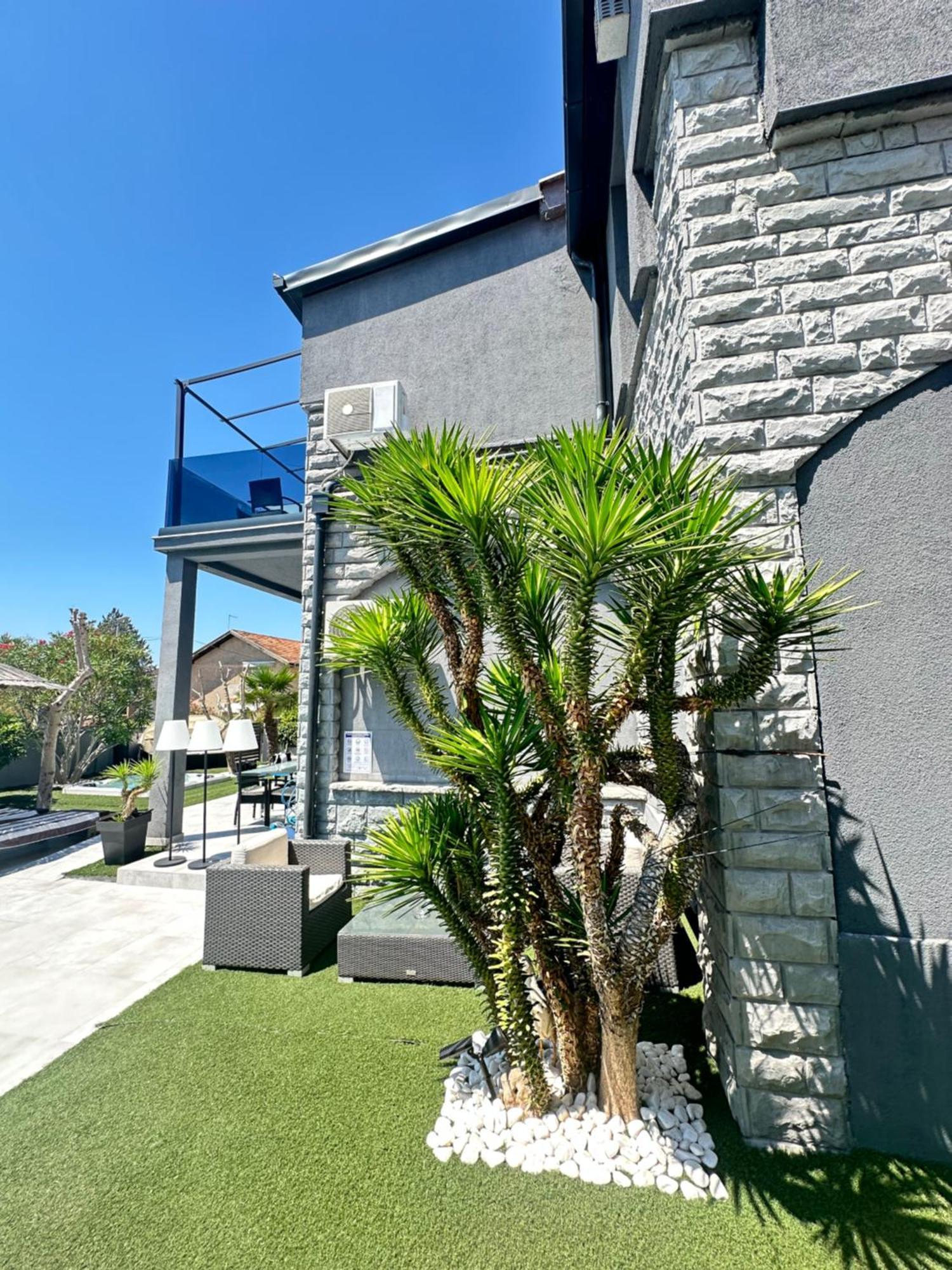 Apartmani Vernissage Biograd Na Moru Exterior foto