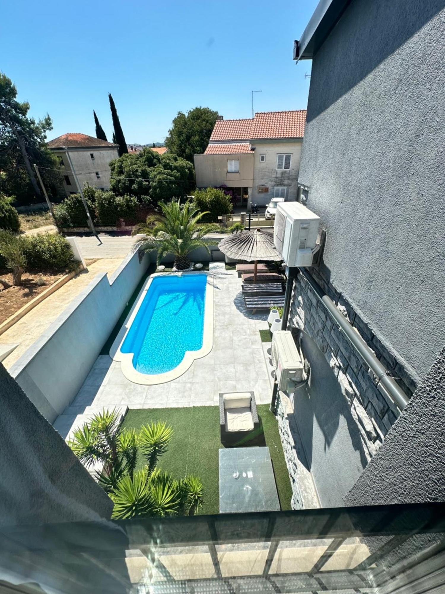 Apartmani Vernissage Biograd Na Moru Exterior foto