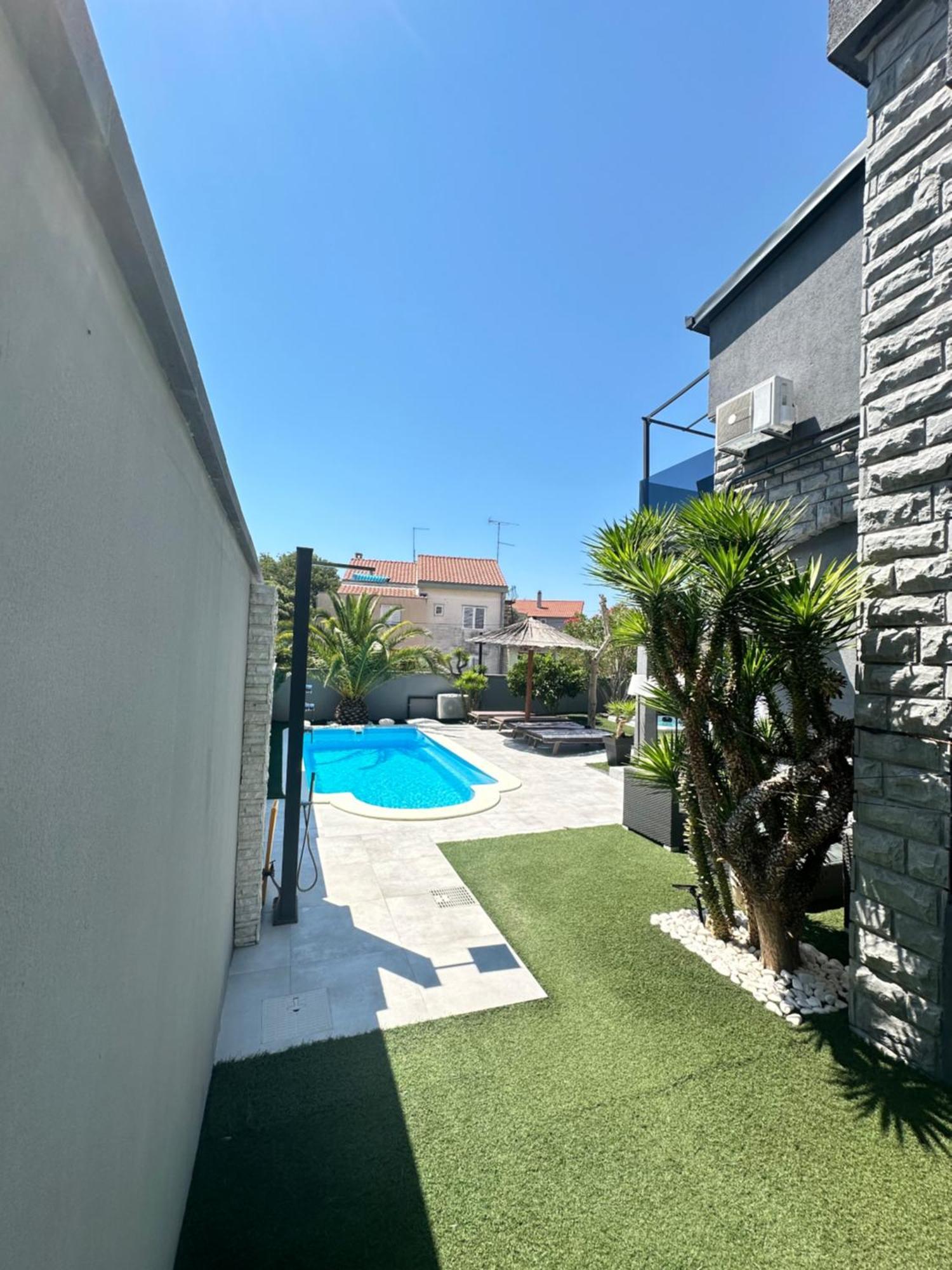 Apartmani Vernissage Biograd Na Moru Exterior foto